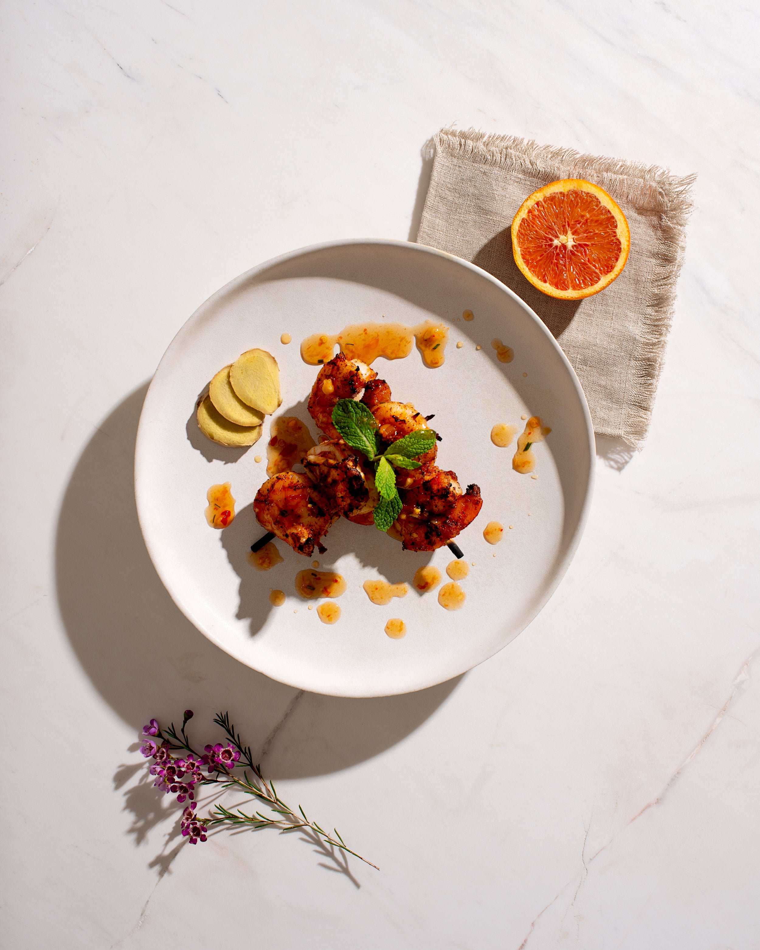 GRILLED SHRIMP WITH ORANGE GINGER AND FRESH MINT – happythegoldenjam